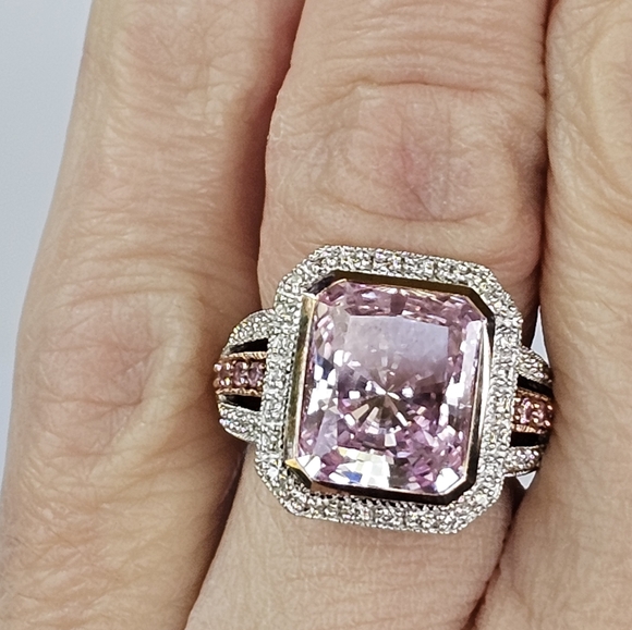 Gorgeous Victoria Wieck Fancy Cut Pink Sapphire [LC] Sterling Silver Size 5! - Picture 8 of 10